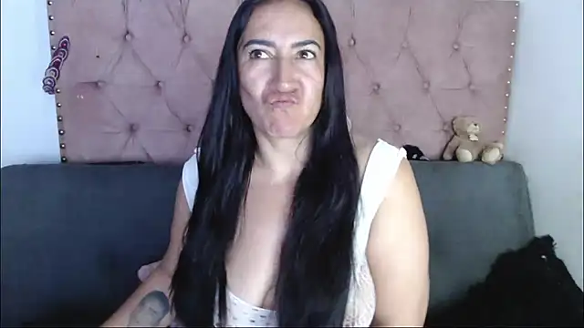 Snapshot of missbella1 chatting on July 17, 2026, 8:17 pm missbella1 online show from July 17, 2026, 8:17 pm