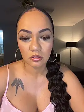 Snapshot of DestineeJayde chatting on October 26, 2025, 2:45 am DestineeJayde online show from October 26, 2025, 2:45 am