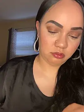 Snapshot of DestineeJayde chatting on March 15, 2025, 10:00 pm DestineeJayde online show from March 15, 2025, 10:00 pm