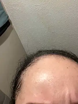 Snapshot of DestineeJayde chatting on January 1, 2025, 8:13 am DestineeJayde online show from January 1, 2025, 8:13 am