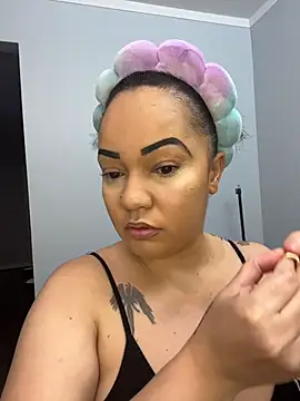 Snapshot of DestineeJayde chatting on January 7, 2026, 5:34 am DestineeJayde online show from January 7, 2026, 5:34 am