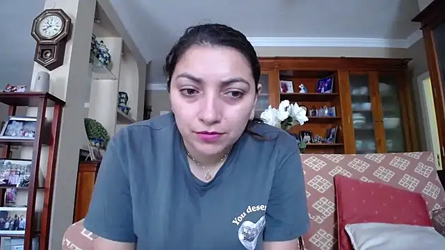 claudia online show from March 23, 2026, 10:26 am