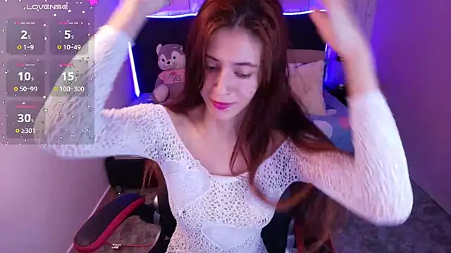 Snapshot of julieth_love_ chatting on November 15, 2025, 1:37 pm julieth love online show from November 15, 2025, 1:37 pm