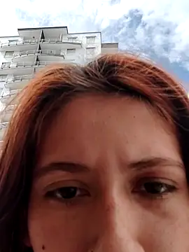 Snapshot of julieth_love_ chatting on November 16, 2025, 6:01 pm julieth love online show from November 16, 2025, 6:01 pm