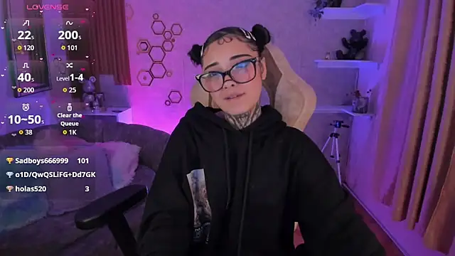 mia catt05 online show from February 15, 2026, 7:09 am