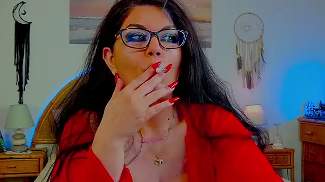 EllenGrace online show from June 19, 2026, 7:47 am