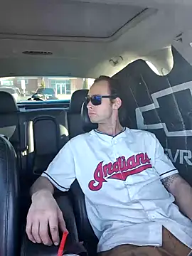 Snapshot of cdressupdiva chatting on December 17, 2024, 3:16 pm cdressupdiva online show from December 17, 2024, 3:16 pm