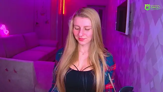 AmaliaQueen online show from December 5, 2025, 3:10 pm