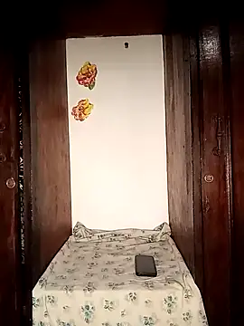 Snapshot of The-Peach-Flexer chatting on September 24, 2025, 9:32 pm The-Peach-Flexer online show from September 24, 2025, 9:32 pm