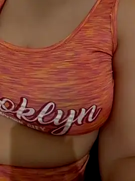 Snapshot of Zanoba-16 chatting on October 29, 2025, 7:57 pm Zanoba-16 online show from October 29, 2025, 7:57 pm