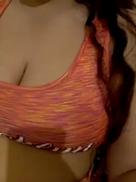 Snapshot of Zanoba-16 chatting on November 4, 2025, 6:06 am Zanoba-16 online show from November 4, 2025, 6:06 am