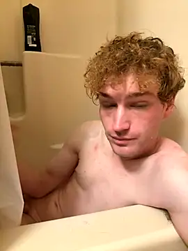 CreamyAustin online show from November 30, 2025, 5:47 pm