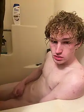 CreamyAustin online show from March 22, 2026, 3:13 pm