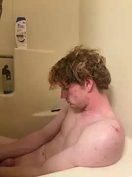 CreamyAustin online show from March 25, 2026, 12:33 am