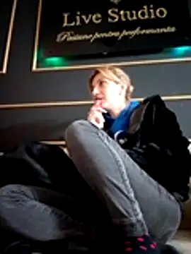 Snapshot of RileyLanna chatting on November 19, 2025, 3:28 am RileyLanna online show from November 19, 2025, 3:28 am