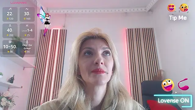 Snapshot of RileyLanna chatting on November 12, 2025, 12:15 am RileyLanna online show from November 12, 2025, 12:15 am