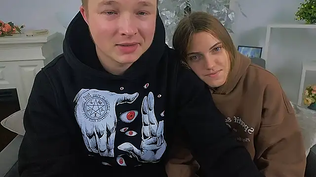 Snapshot of _Olli__Stiw_ chatting on November 4, 2025, 8:40 am Olli Stiw online show from November 4, 2025, 8:40 am