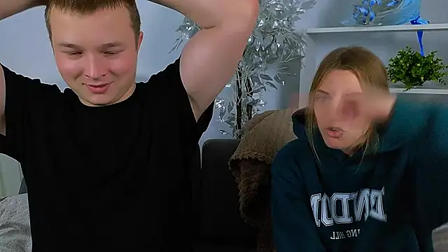 Snapshot of _Olli__Stiw_ chatting on October 29, 2025, 8:24 am Olli Stiw online show from October 29, 2025, 8:24 am