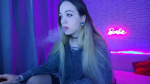 Snapshot of -Stacyy- chatting on December 5, 2025, 5:06 am -Stacyy- online show from December 5, 2025, 5:06 am