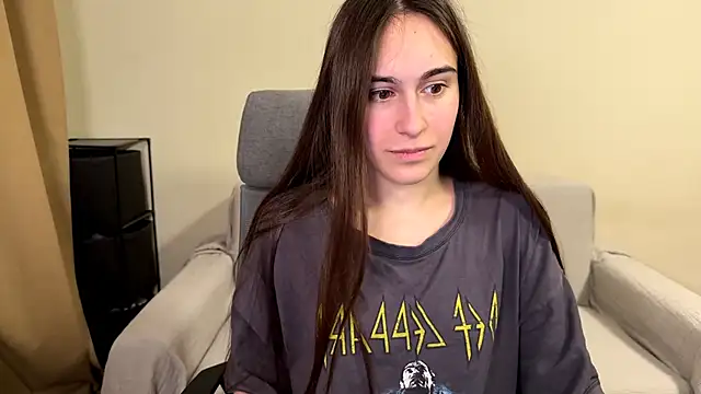 AliceKolltt online show from February 22, 2026, 8:54 pm