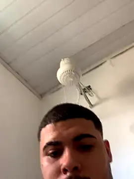 Snapshot of Casal_Safado_ chatting on October 24, 2025, 5:34 pm Casal Safado  online show from October 24, 2025, 5:34 pm