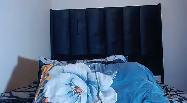 Snapshot of BERNINIBLUSHX89 chatting on March 22, 2025, 7:42 pm BERNINIBLUSHX89 online show from March 22, 2025, 7:42 pm