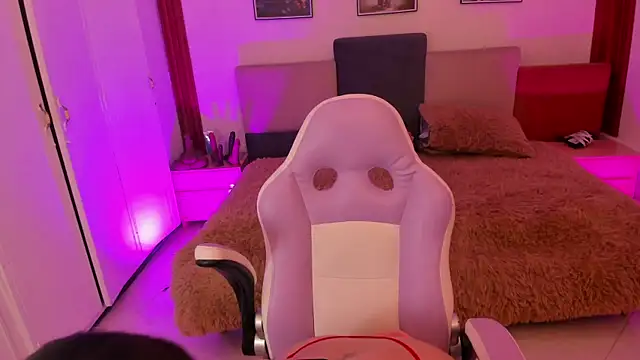 katia bigboobs1 online show from March 4, 2026, 6:37 pm