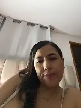 Snapshot of manuela_star chatting on May 22, 2026, 1:47 am manuela star online show from May 22, 2026, 1:47 am