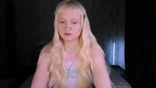 MariaMango online show from November 13, 2025, 12:47 am