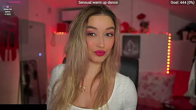 Snapshot of Alexis___Texas chatting on November 4, 2025, 2:10 pm Alexis Texas online show from November 4, 2025, 2:10 pm