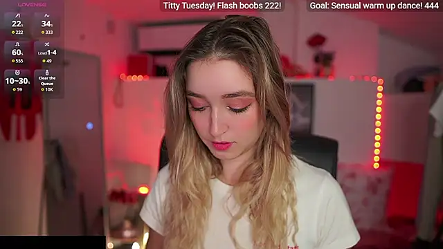 Snapshot of Alexis___Texas chatting on November 18, 2025, 2:31 pm Alexis Texas online show from November 18, 2025, 2:31 pm