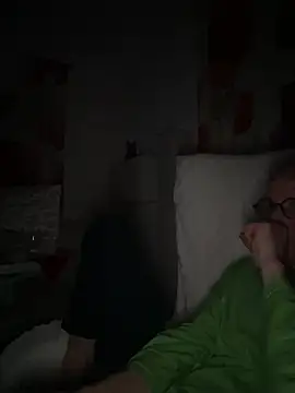 Frank22xx online show from April 30, 2026, 8:57 pm