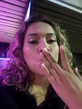 Snapshot of Sara_smiiith211 chatting on March 21, 2025, 3:44 am Sara smiiith211 online show from March 21, 2025, 3:44 am