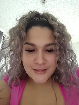 Sara smiiith211 online show from February 8, 2026, 8:28 pm