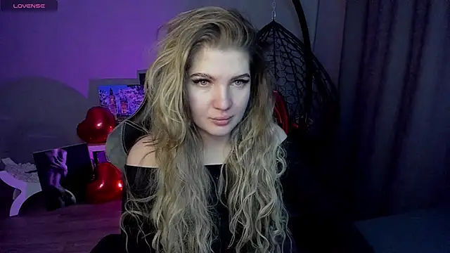 Snapshot of lily_williamss chatting on February 9, 2025, 12:17 am lily williamss online show from February 9, 2025, 12:17 am