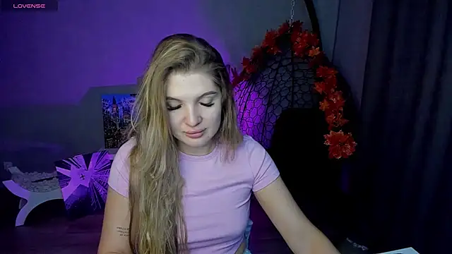 Snapshot of lily_williamss chatting on October 5, 2025, 12:12 am lily williamss online show from October 5, 2025, 12:12 am