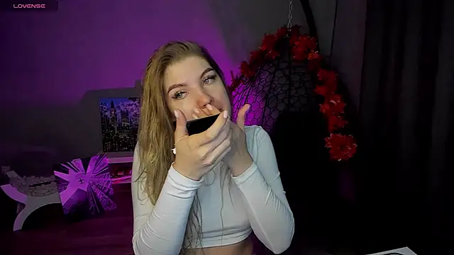 Snapshot of lily_williamss chatting on September 30, 2025, 12:05 am lily williamss online show from September 30, 2025, 12:05 am