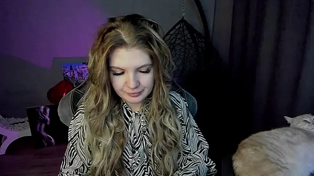 Snapshot of lily_williamss chatting on February 4, 2025, 12:19 am lily williamss online show from February 4, 2025, 12:19 am