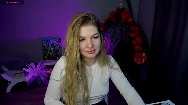Snapshot of lily_williamss chatting on October 9, 2025, 2:12 am lily williamss online show from October 9, 2025, 2:12 am