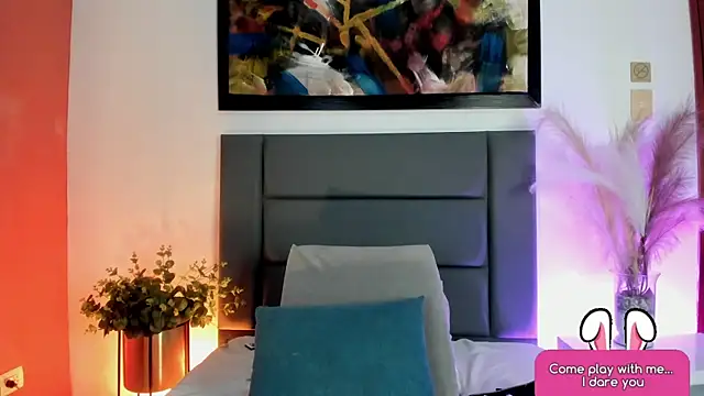 Emilywatsonn online show from April 2, 2026, 12:40 am