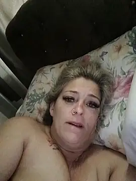 marcialoira online show from September 26, 2025, 12:23 pm