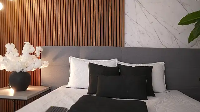 Snapshot of Amelia_Rouse chatting on November 11, 2025, 9:20 pm Amelia Rouse online show from November 11, 2025, 9:20 pm