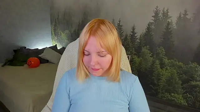 Snapshot of Stacy_Luv chatting on October 25, 2025, 1:05 am Stacy Luv online show from October 25, 2025, 1:05 am