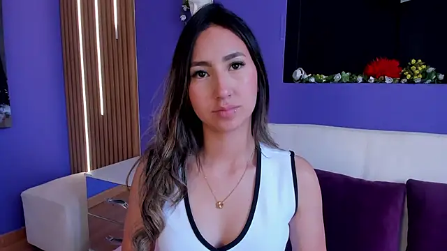  Emma Valka online show from December 2, 2025, 6:42 pm