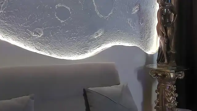  Emma Valka online show from October 4, 2025, 8:54 pm