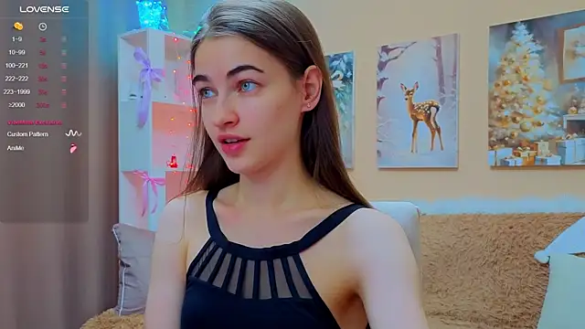 Snapshot of AstoriyaNight chatting on December 4, 2025, 8:35 am AstoriyaNight online show from December 4, 2025, 8:35 am