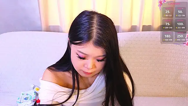 Tina Kim  online show from April 15, 2026, 9:26 am