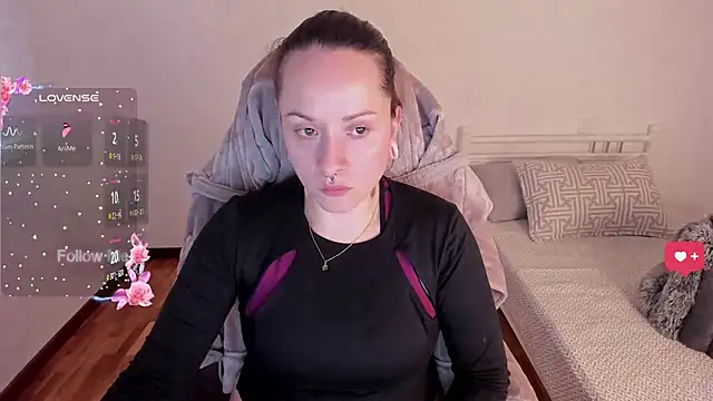 Snapshot of Domina_Deivis chatting on November 21, 2025, 1:32 pm Domina Deivis online show from November 21, 2025, 1:32 pm