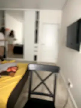 HoneySweetBee online show from November 9, 2025, 5:28 pm