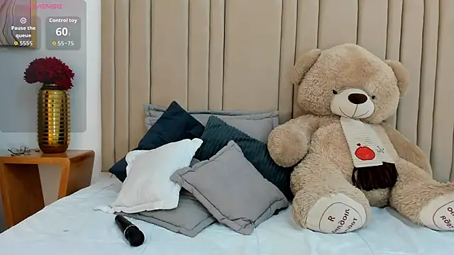 Snapshot of izadii chatting on October 25, 2025, 6:52 pm izadii online show from October 25, 2025, 6:52 pm